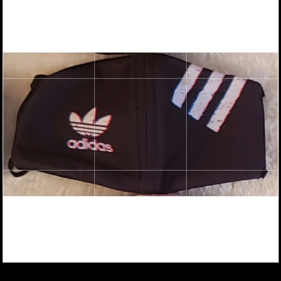 COPY - Designer inspired face mask - Picture 3 of 3